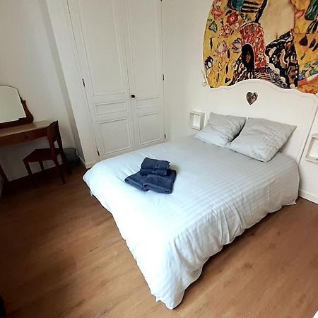 Classe 4 Etoiles - Cybele - Centre Ville 2 Chambres, Cour Privative Et Garage Vienne Kültér fotó